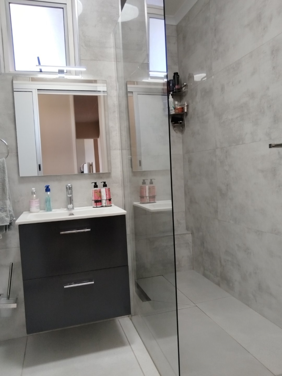 4 Bedroom Property for Sale in Humewood Eastern Cape